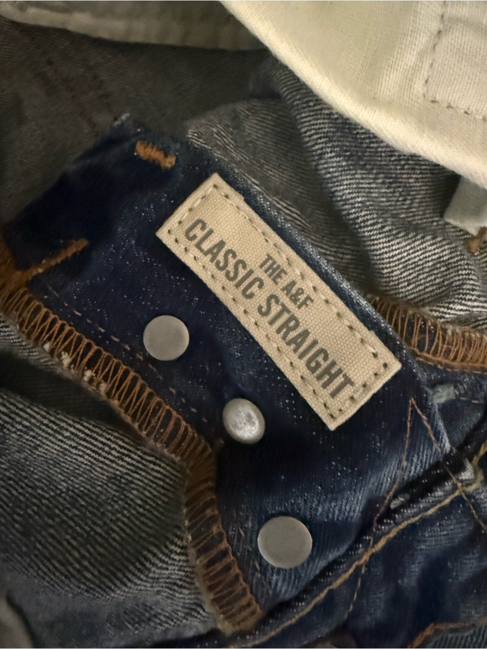 Abercrombie & Fitch Mens Classic Straight Medium Wash Jeans 30x32 NWT - Picture 10 of 12